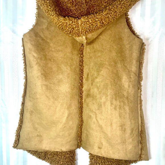 chaleco calientito,color café ,nuevo,Sz L ,$50 - Picture 9 of 11